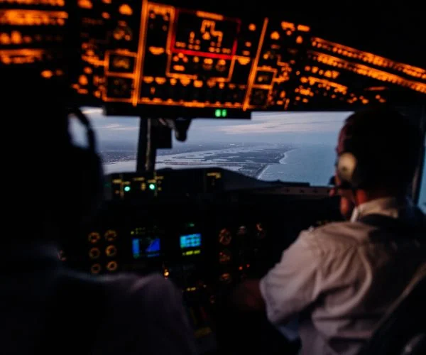 Cosa sta studiando per diventare pilota d'aereo?